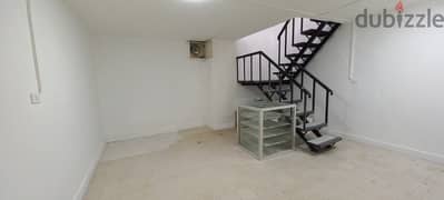 Shop with 3 floors for Rent in Zalka محل تجاري 3 طوابق للإيجار