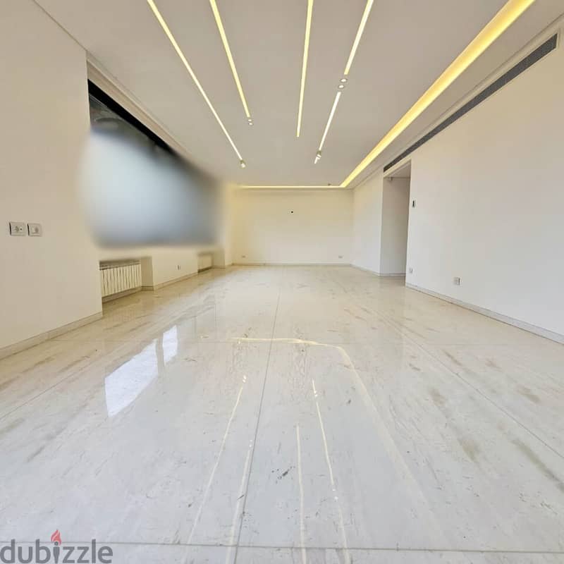 RA24-3440 Luxurious Apartment 250m, for Rent in Ramlet el Bayda 1