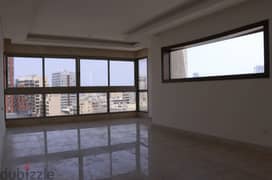 Apartment for sale in Sanayeh شقة للبيع في سبيرز