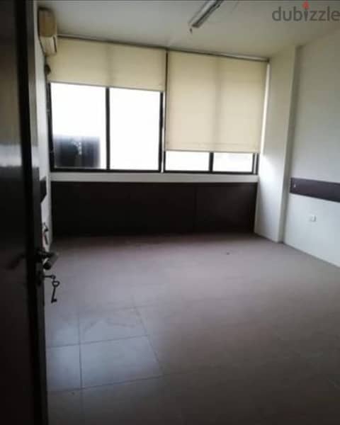 100m office 3Rooms sale Jdaide Gallery Ittihad metn easy parking 0