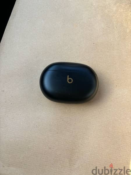 Beats studio buds plus with noise cancellation Excellent condition 0