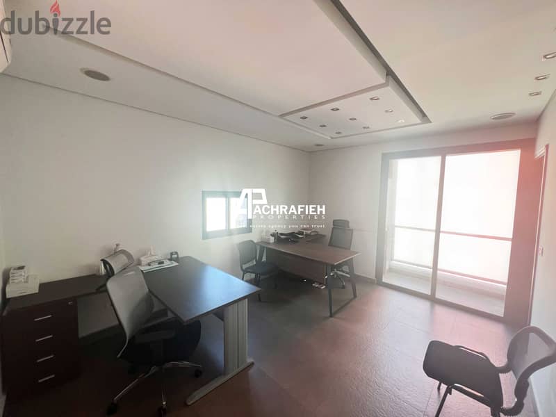 Office For Rent in Mar Mikhael - مكتب للأجار في مار ميخائيل 1