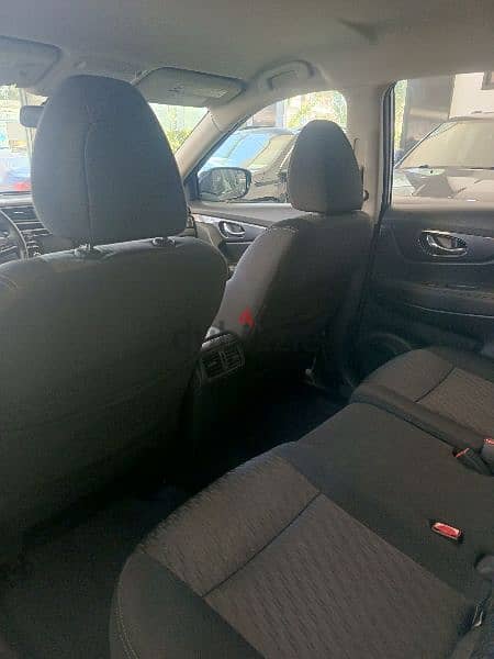 7- Seats, Nissan Rogue AWD 2017 5