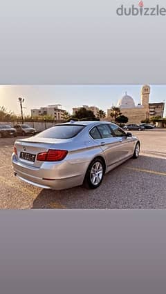 BMW 5-Series 2011