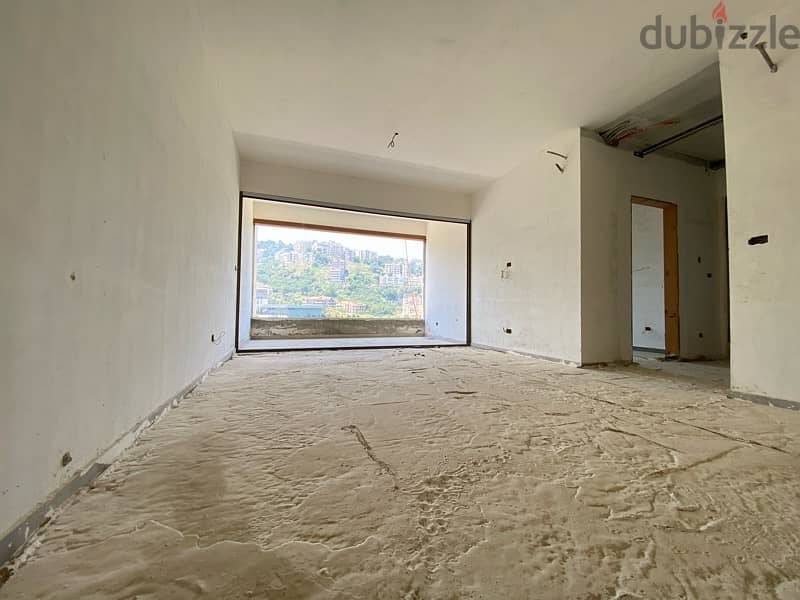 Apartment for Sale in Zekrit with a view. 1