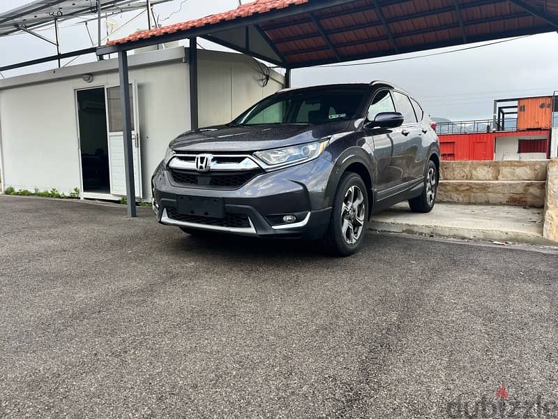 honda CRV SE, model 2017, AWD , super clean, makfoul. 1