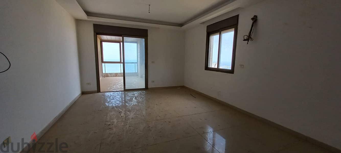 Apartment sea view in Jal el Dib for rentشقة مطلة على البحر 1