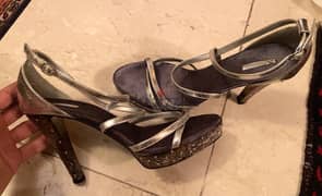 Joy Belle Brand Original Heels size 40 fits 41 New Condition . .