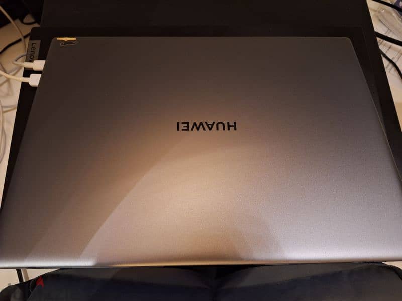 matebook x pro 2019 smooth touchscreen very good for office work 1