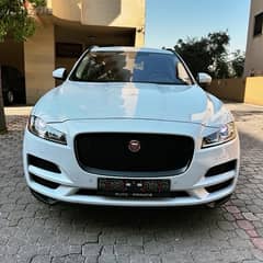 Jaguar F-pace 35t V6 2017 white on black (clean carfax)