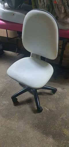 cosmetic chair
