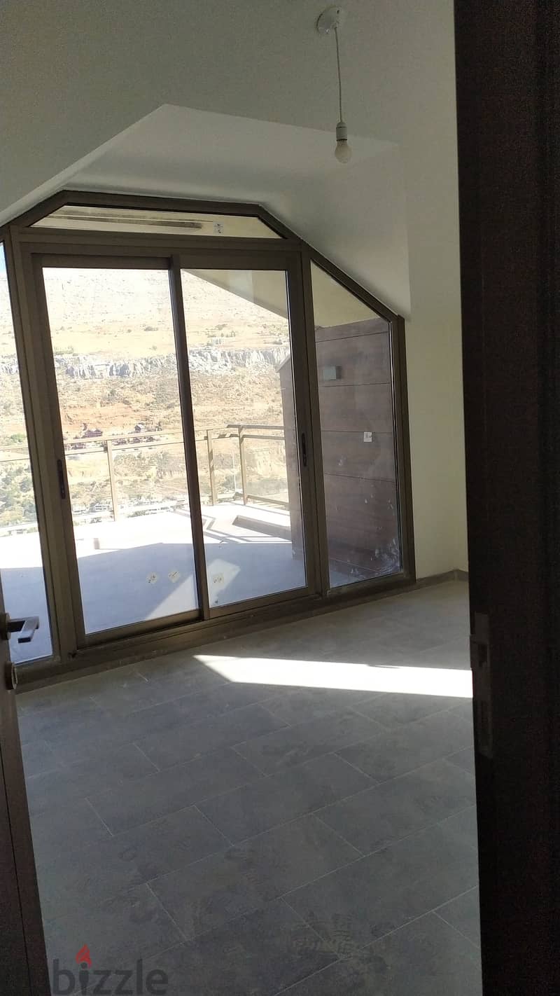 Prime location Duplex chalet in Faqra 6