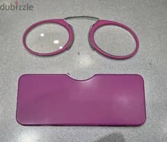 Reading Glasses 2.5x Sticks on mobile back