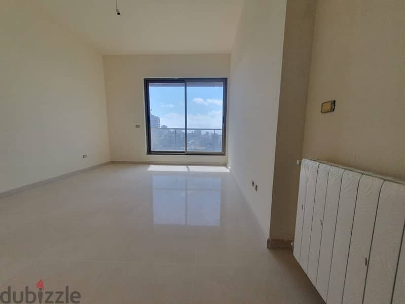 Apartment for sale in Sanayehشقة للبيع في الصنايع 10