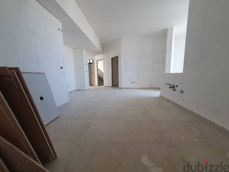 Apartment for sale in Sanayehشقة للبيع في الصنايع 11