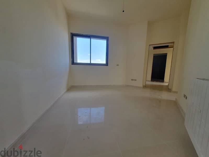 Apartment for sale in Sanayehشقة للبيع في الصنايع 13