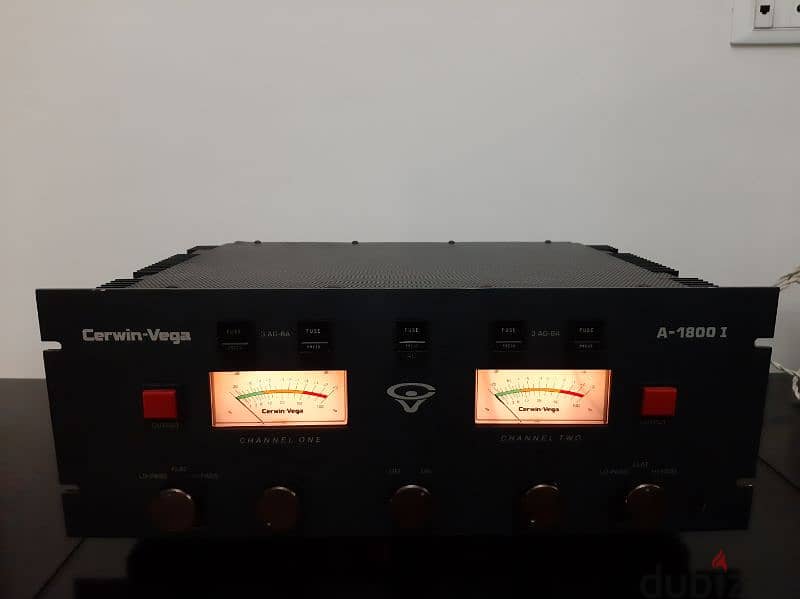 Cerwin Vega power amplifier 0