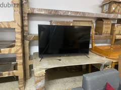 تلفزيون  مكسورة الشاشة قياس ٤٨