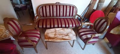 furniture in excellent condition