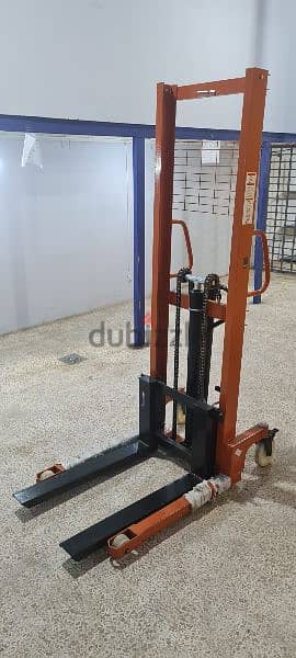 Manual forklift 1