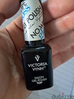 Victoria Vynn No Wipe gloss
