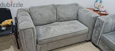 sofas 2p for 300$ good condition barley used