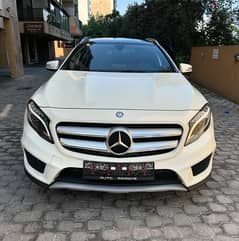 Mercedes GLA 250 4matic AMG-line 2016 white on black (clean carfax)