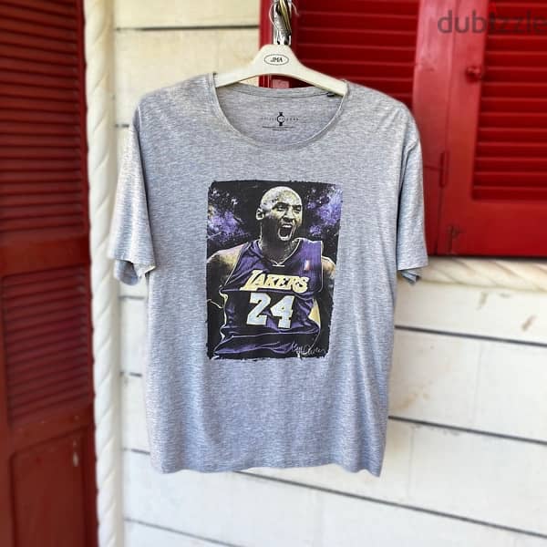 CELEBRITY ICONS #24 Kobe Bryant NBA Lakers T-Shirt. 0