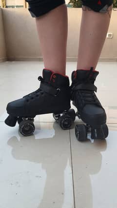 Rollerskates with carrying bag and protective gear