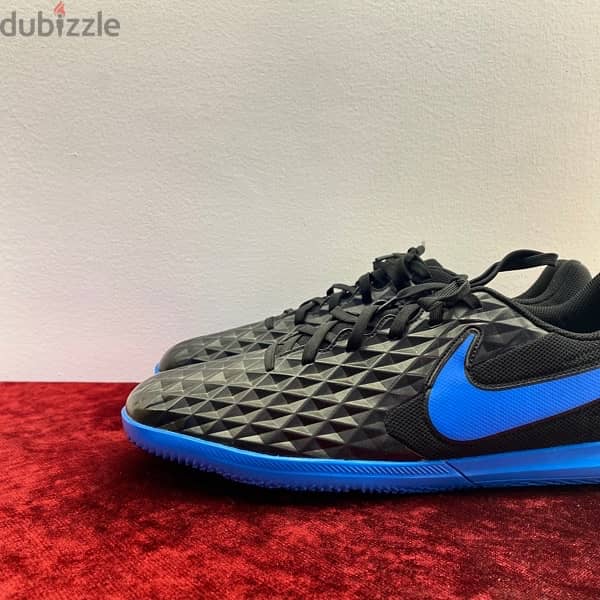 NIKE Tiempo Legend 8 Black & Blue Futsal Shoes. 1