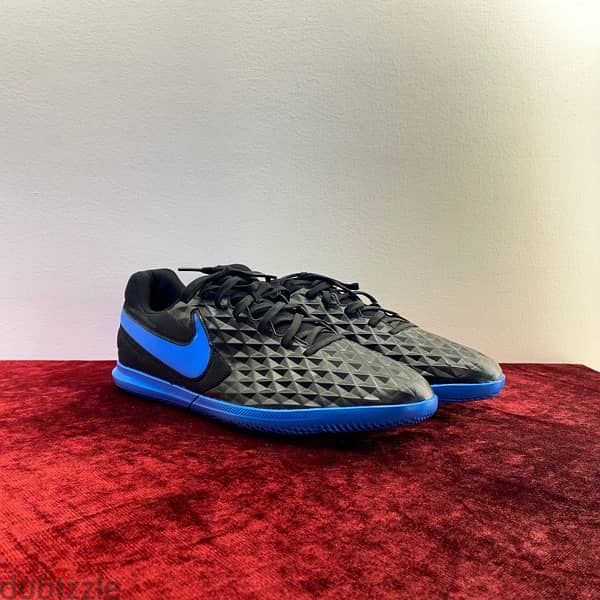 NIKE Tiempo Legend 8 Black & Blue Futsal Shoes. 2