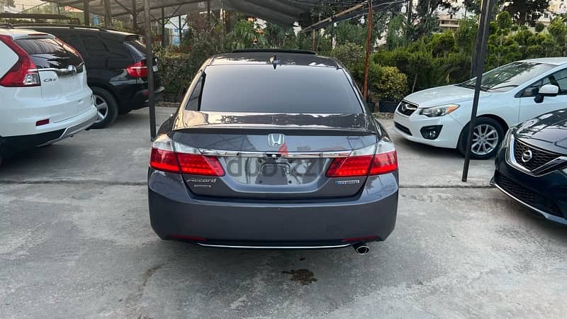 للتواصل71365395…honda accord hybrid touring 2015 4