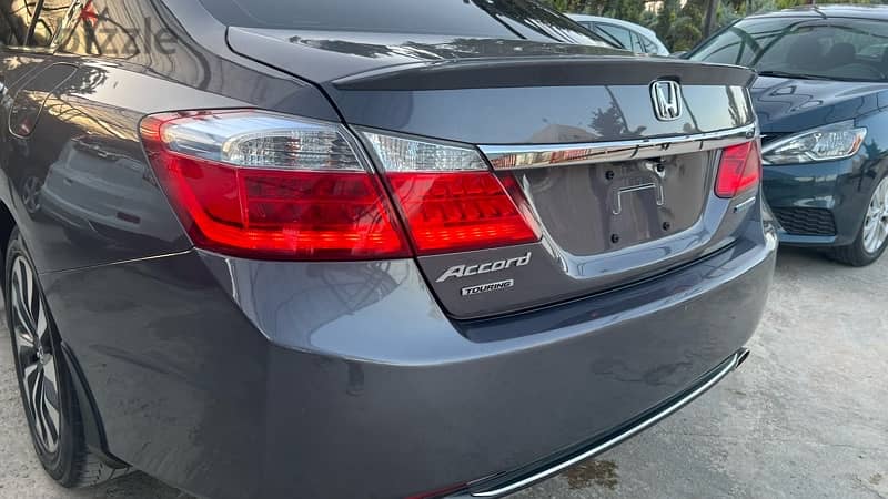 للتواصل71365395…honda accord hybrid touring 2015 8