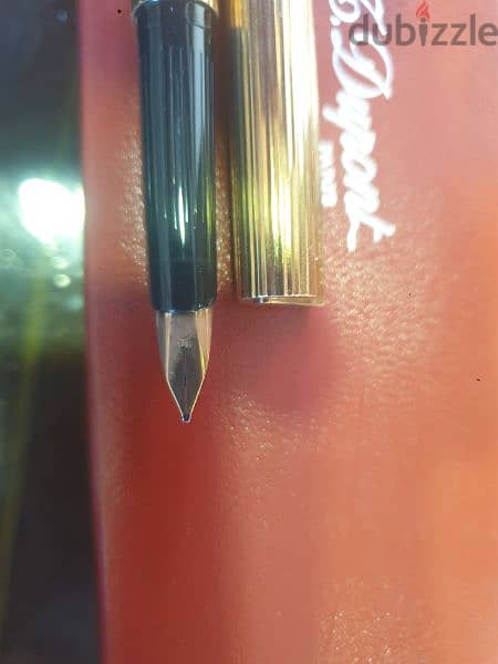 Dupont fountain pen,in excellent condition,Gold plated 2