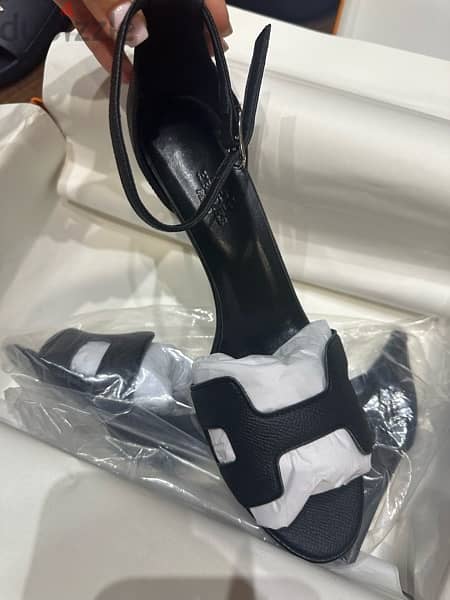 black hermes heels size 40-41 COPY AAA 0