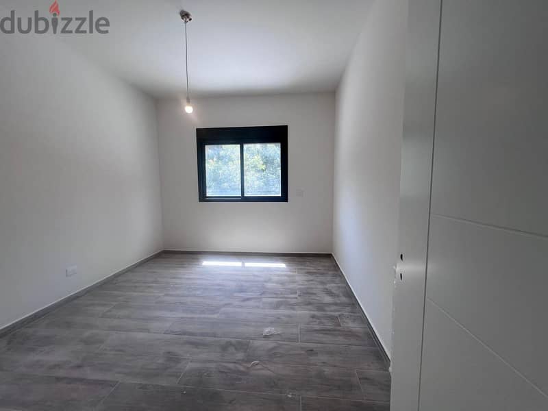 Apartment for sale in Baabdat With Installment شقة للبيع في بعبدات 9