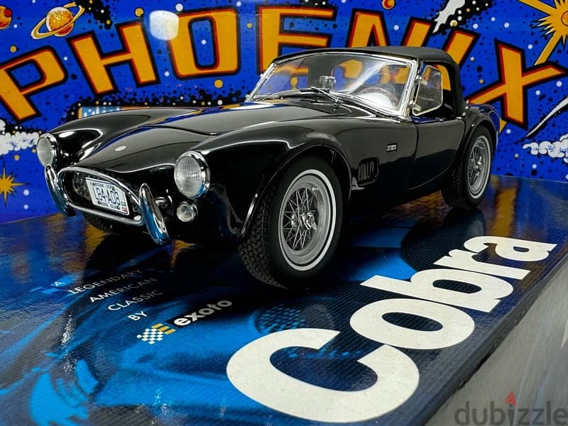 1/18 diecast EXOTO AC Cobra 289 Roadster Soft Top. Black on Black 6