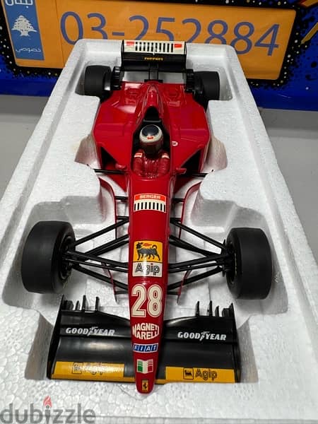 1/18 diecast Formula One F1 Ferrari 412 T2 1995 G. Berger + HELMET 13