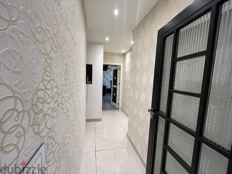 Apartment for sale in Hamra- Catchy Dealشقة للبيع في الحمراء - صفقة جذ 5