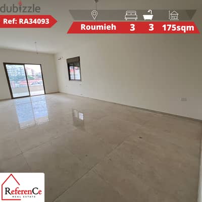 Prime location in roumieh شقة للبيع في رومية