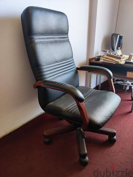 Leather Office Chair (Nice Price) 1
