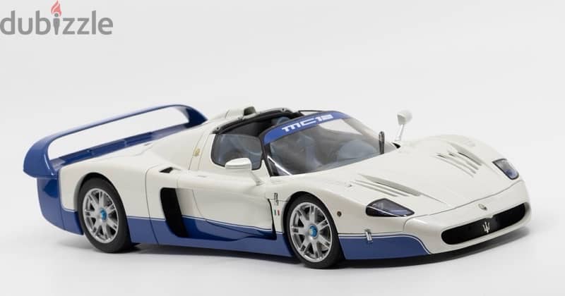 1/18 diecast Autoart FACTORY SEALED Maserati MC12  EXTREMELY RARE. 8