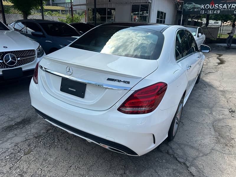 Mercedes Banz C300 4 Matic 2017 like new very clean Car for Sale 2