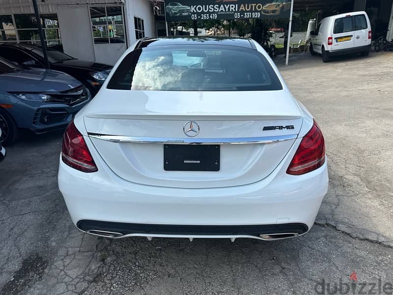 Mercedes Banz C300 4 Matic 2017 like new very clean Car for Sale 16