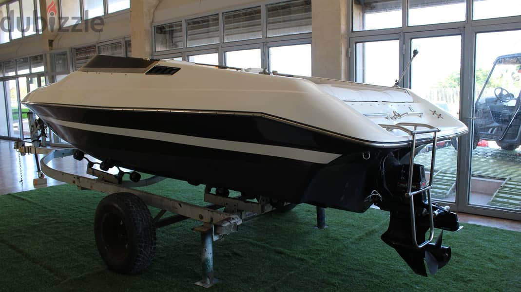 boat special price 9,900$ 14