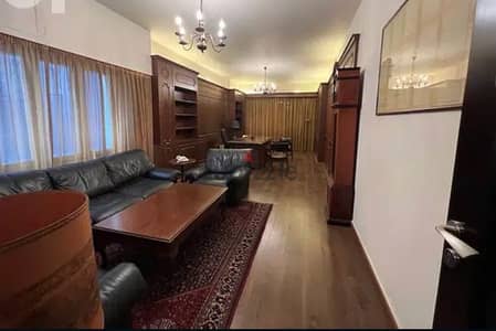 Office for rent in Furn El Chebbak مكتب للإيجار في فرن الشباك