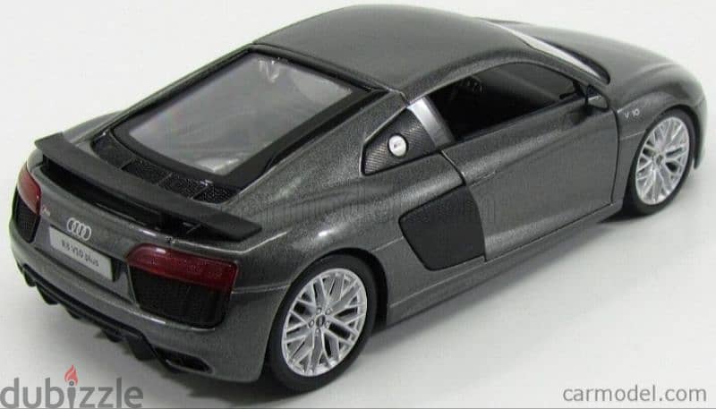 Audi R8 V10 (2015) diecast car model 1;24. 5