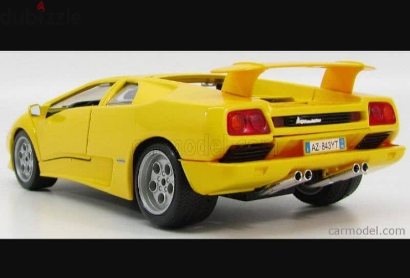 Lamborghini Diablo 1990 diecast car model 1;18. 2