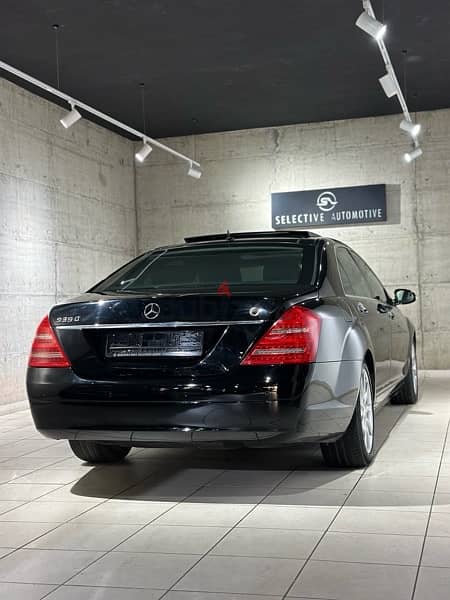 Mercedes-Benz S-Class 2006 company source tgf 130,000km only 9