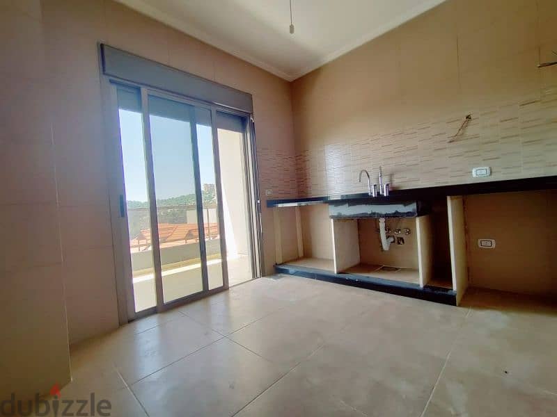 Catchy hot deal!apartment for sale in zeytoun. 126m²+252m²rooftop 6